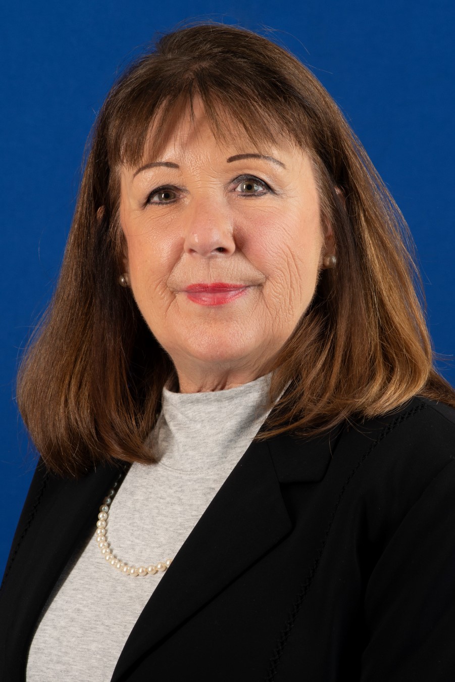 An image of senior mortgage loan originator Teresa Kingsland.